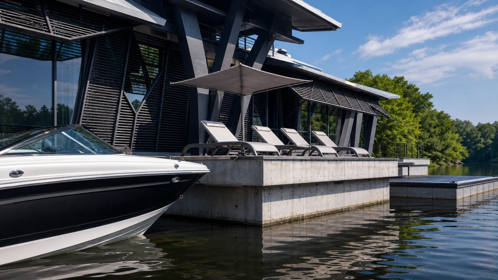 CyberHouse Boat gallery image 3.1